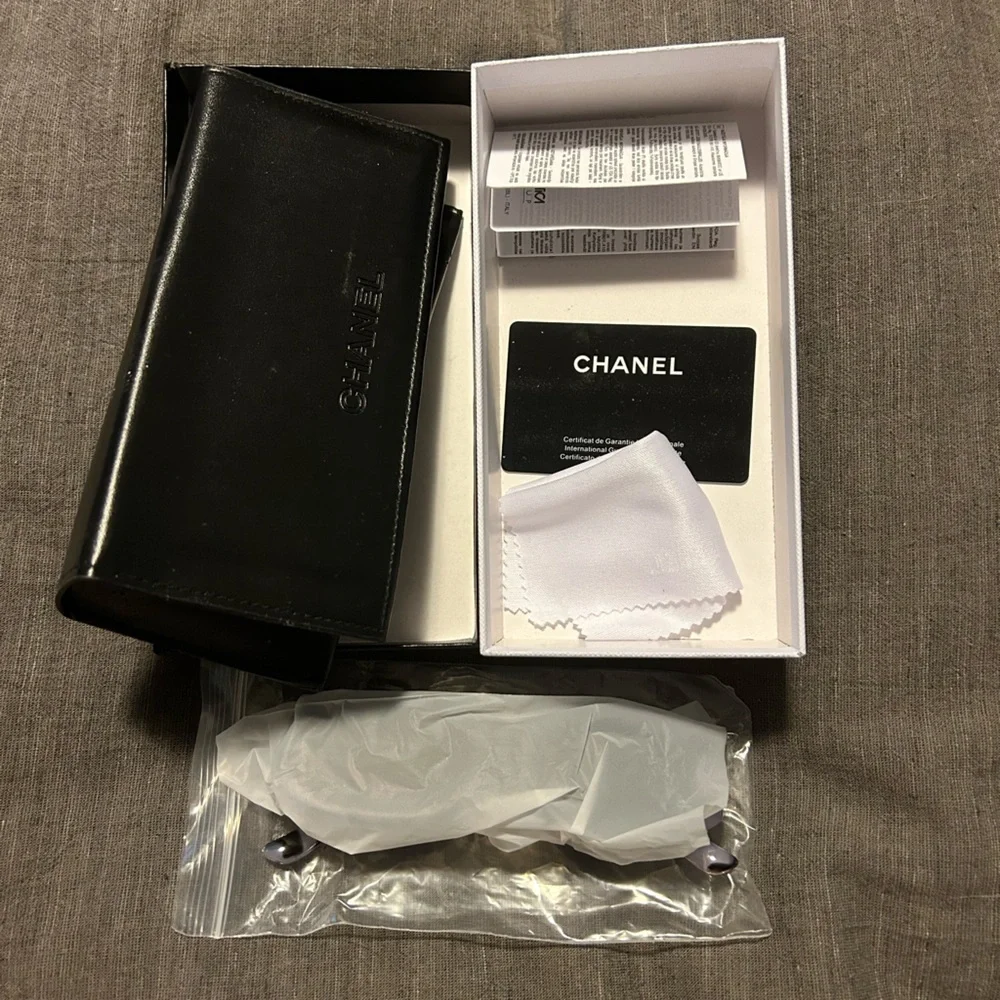 Women’s CHANEL Oval Sunglasses NEW